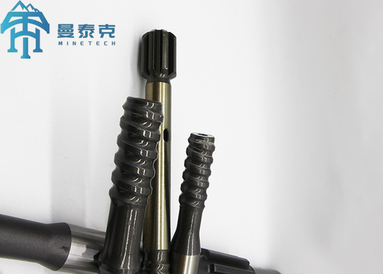 ความยาวของสปไลน์ 565 มิลลิเมตร แอดป์เตอร์แกนสําหรับ Atlas Copco /  / Furukawa Rock Drill