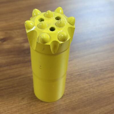 76mm T38 Thread Button Bit สําหรับการเสริมท่อและการเจาะแอนเกอร์